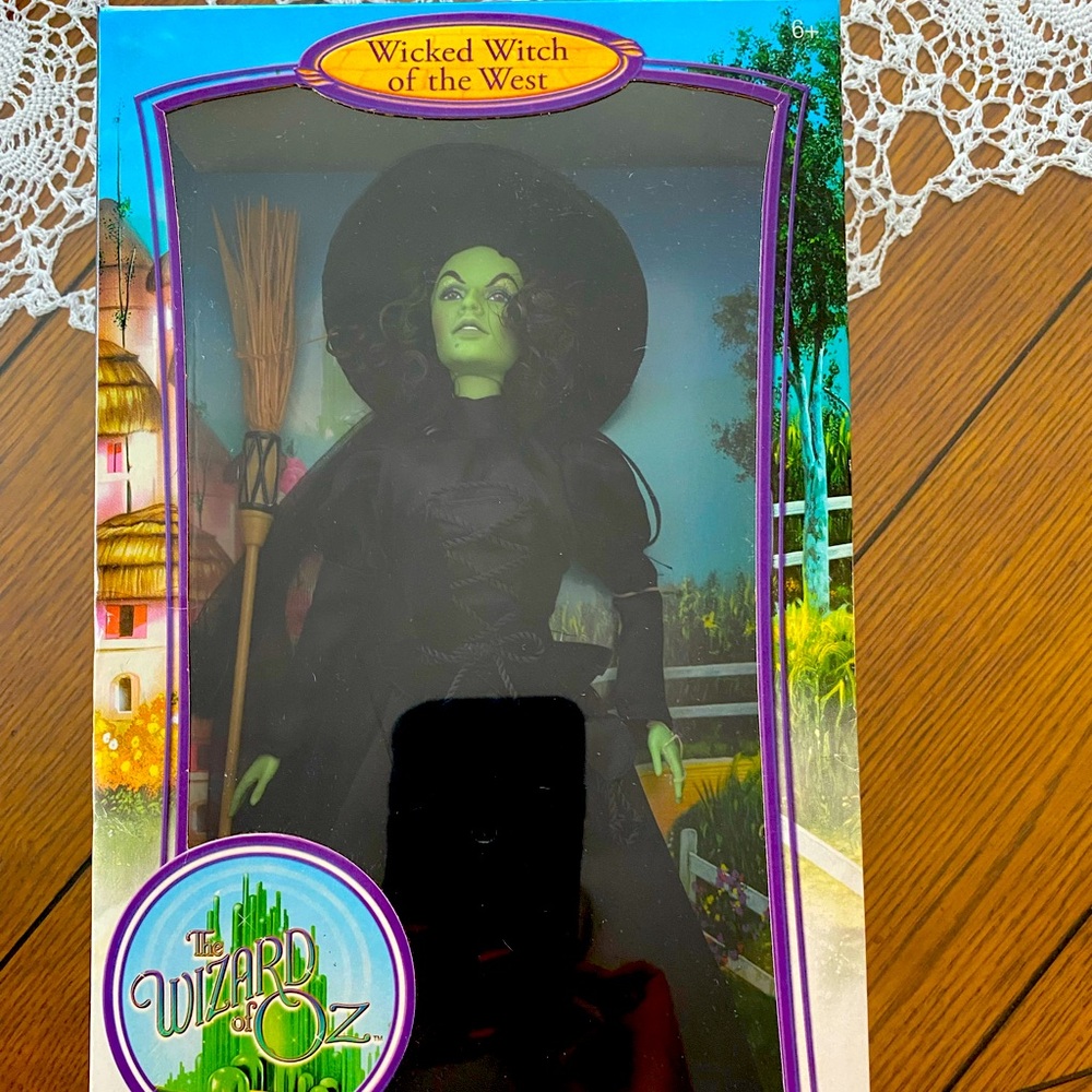 Wicked witch NEW Pink Label edition